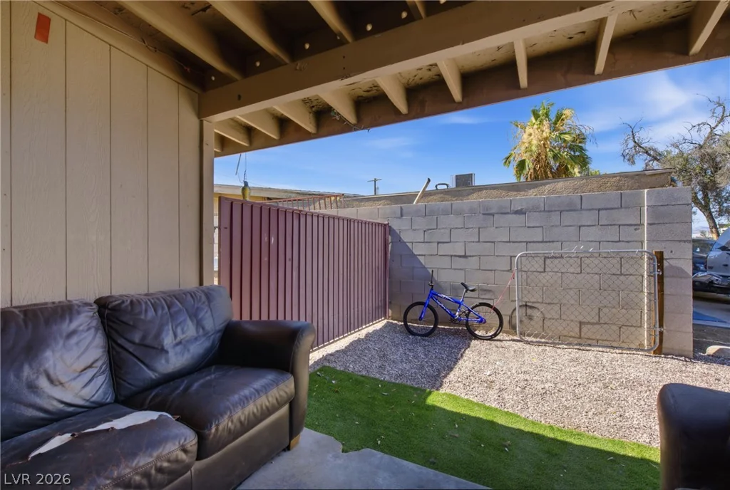 709 21st, Las Vegas, NV 89101