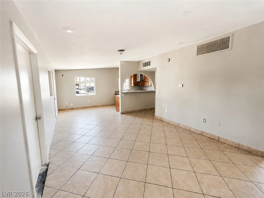 709 21st, Las Vegas, NV 89101