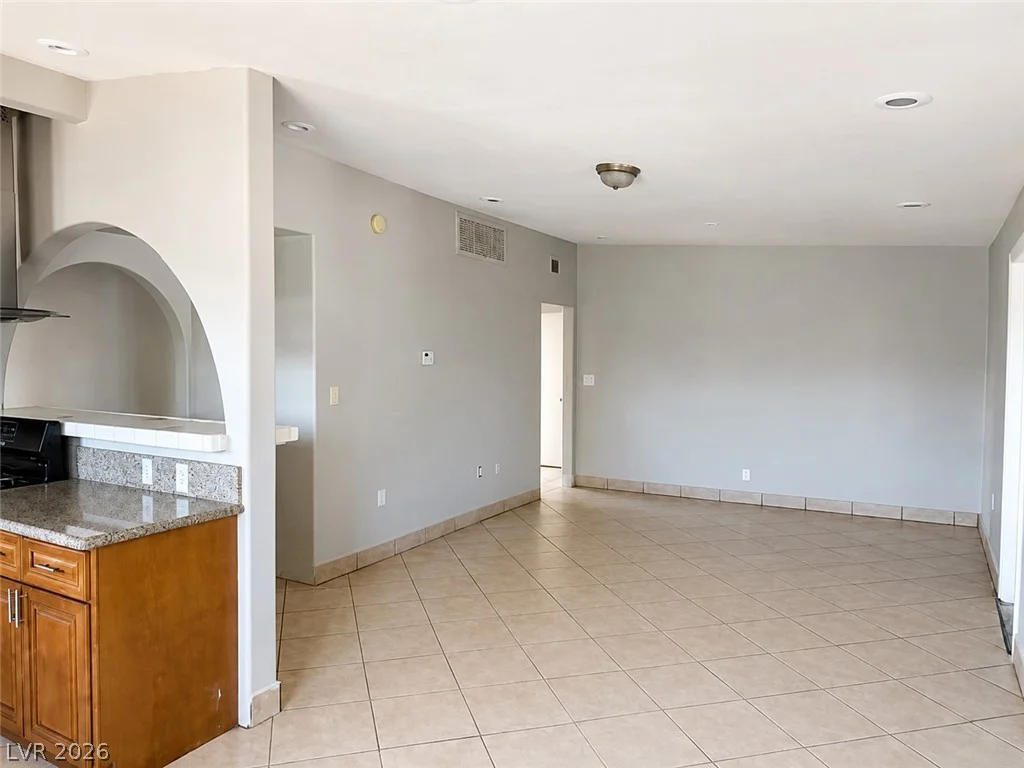 709 21st, Las Vegas, NV 89101