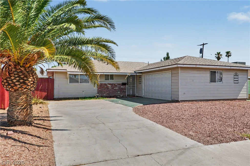 6144 Cromwell, Las Vegas, NV 89107