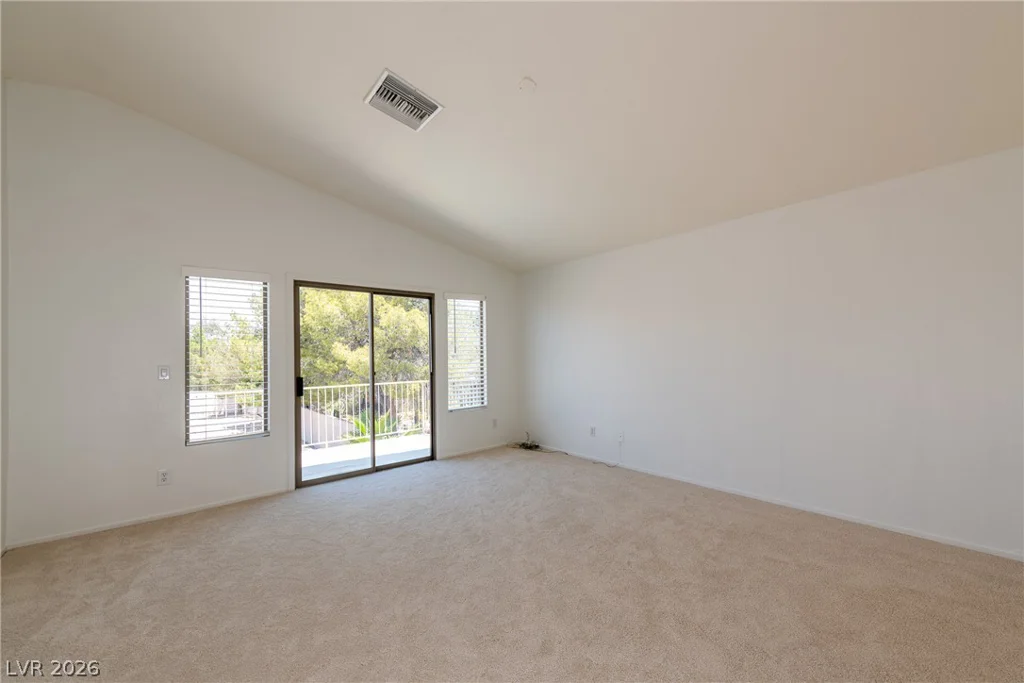 8332 Spring Arts, Las Vegas, NV 89129