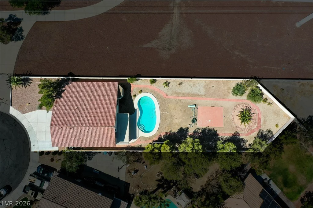 8332 Spring Arts, Las Vegas, NV 89129