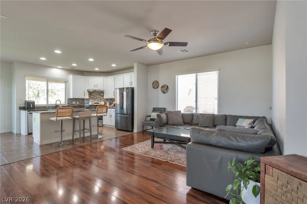 10391 Montes Vascos, Las Vegas, NV 89178