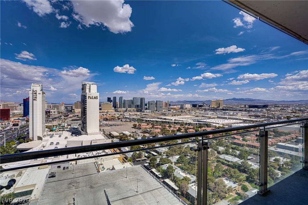 4381 Flamingo, Las Vegas, NV 89103
