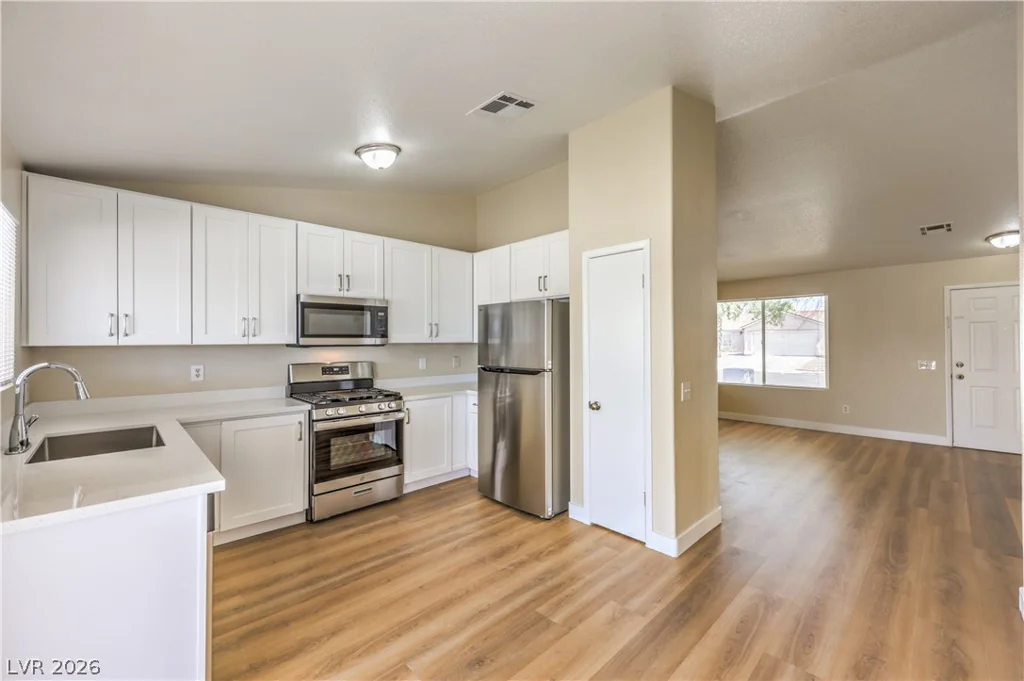 2119 Logsdon, North Las Vegas, NV 89032
