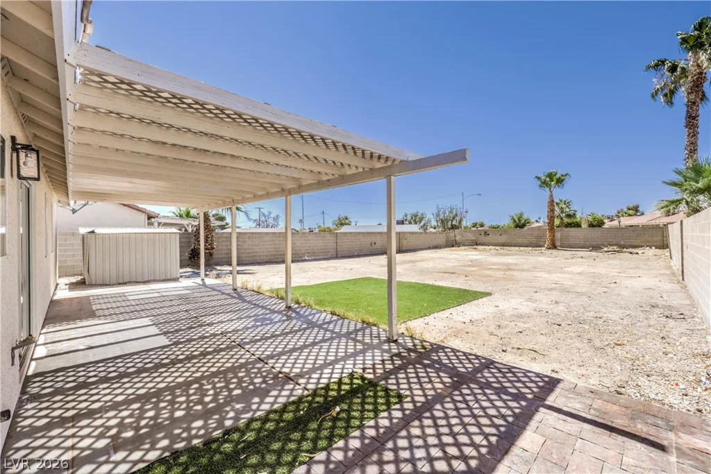 2119 Logsdon, North Las Vegas, NV 89032