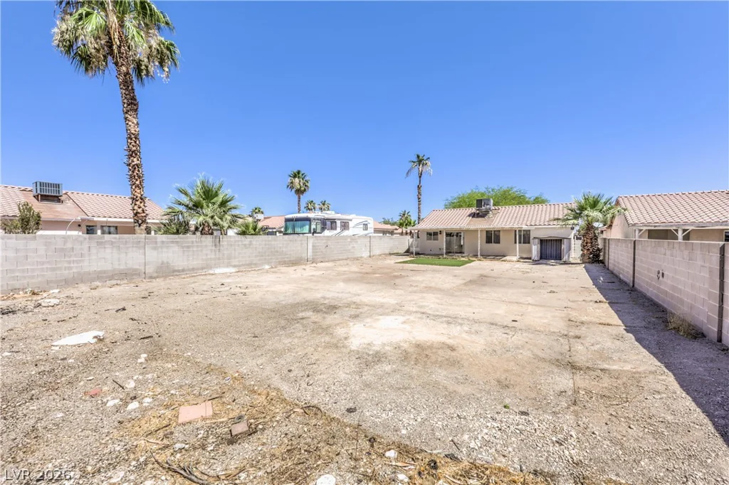 2119 Logsdon, North Las Vegas, NV 89032