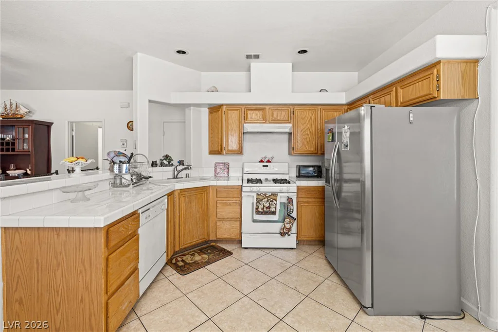 8747 Martinique Bay, Las Vegas, NV 89147