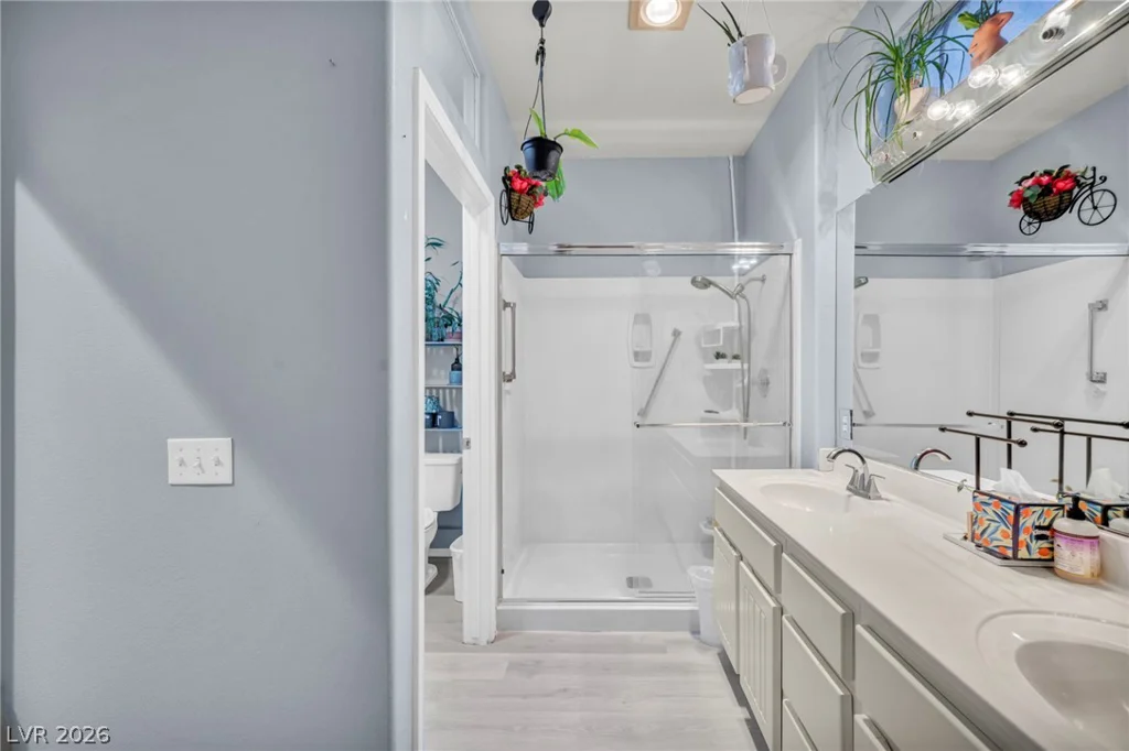 10105 Cresent Creek, Las Vegas, NV 89134