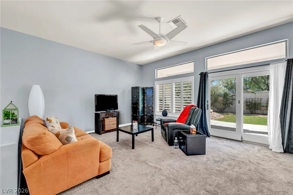 10105 Cresent Creek, Las Vegas, NV 89134