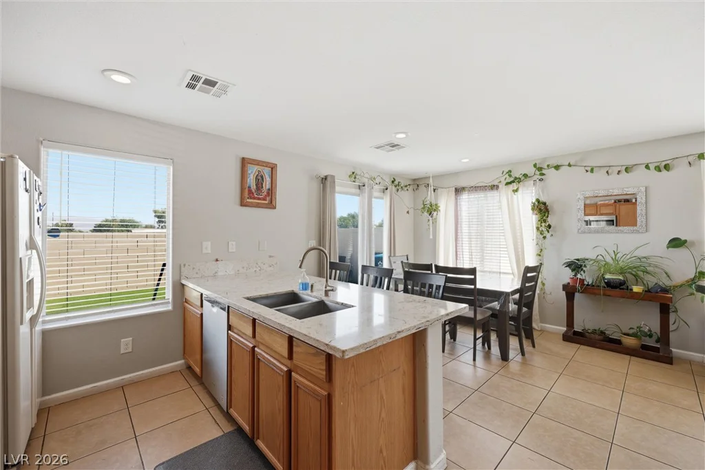 5772 Camino Ramon, Las Vegas, NV 89156