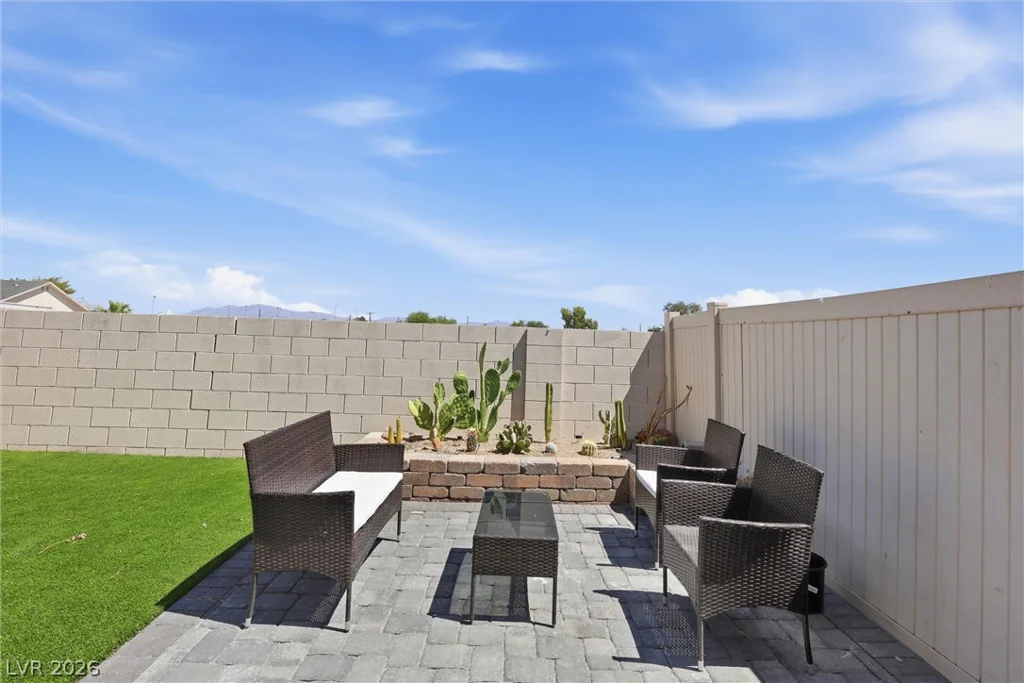 5772 Camino Ramon, Las Vegas, NV 89156