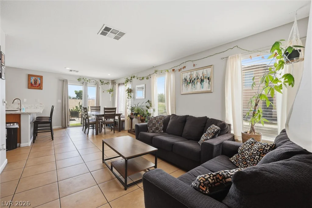 5772 Camino Ramon, Las Vegas, NV 89156