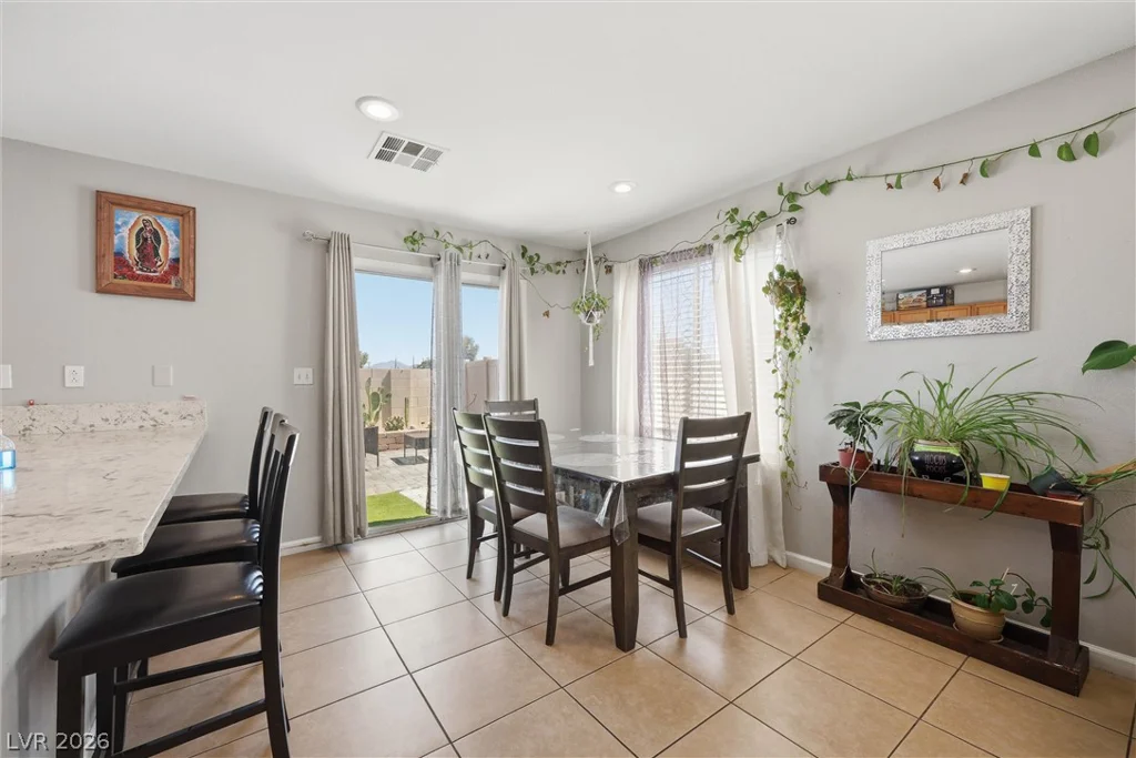 5772 Camino Ramon, Las Vegas, NV 89156