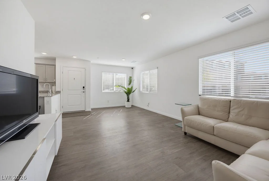 2713 Lucky Lavender, Las Vegas, NV 89183
