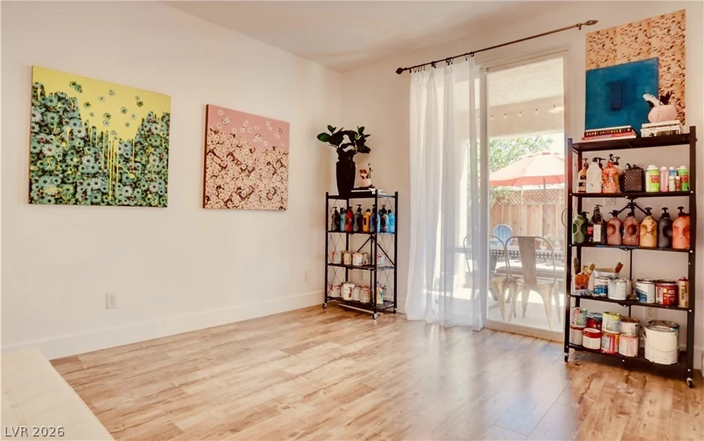 9395 Arrowhead Bluff, Las Vegas, NV 89149