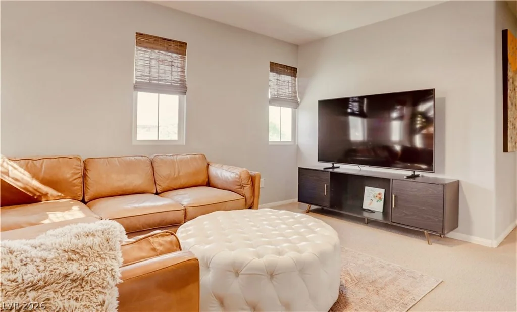 9395 Arrowhead Bluff, Las Vegas, NV 89149
