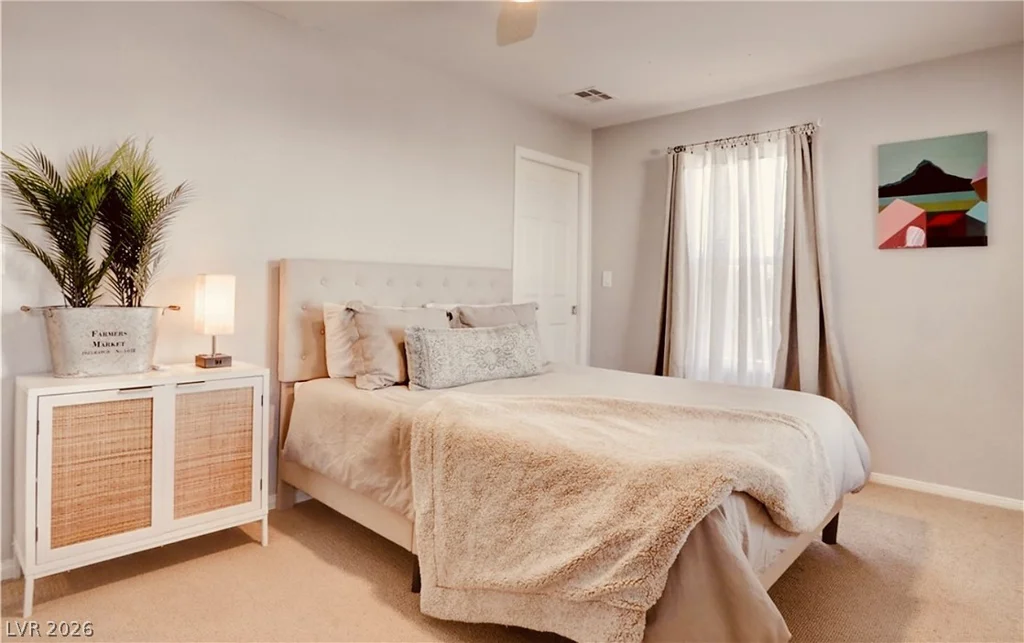 9395 Arrowhead Bluff, Las Vegas, NV 89149