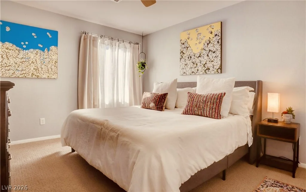 9395 Arrowhead Bluff, Las Vegas, NV 89149