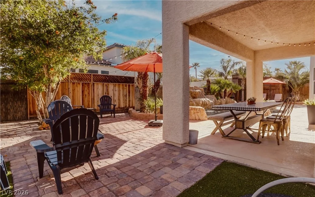 9395 Arrowhead Bluff, Las Vegas, NV 89149