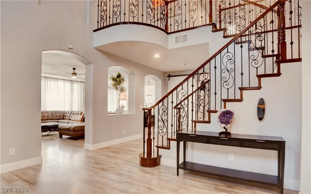 9395 Arrowhead Bluff, Las Vegas, NV 89149