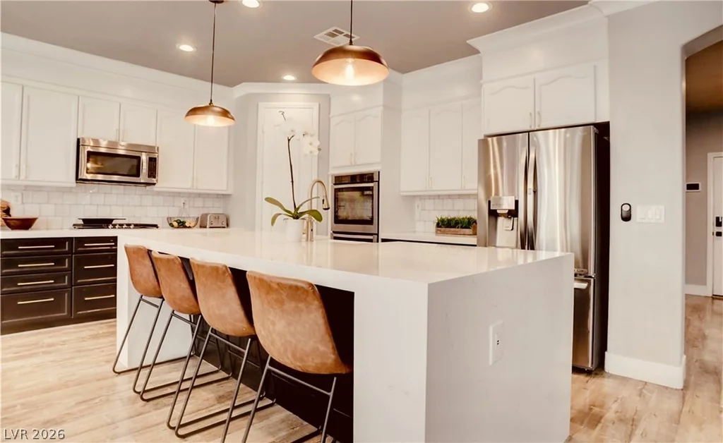 9395 Arrowhead Bluff, Las Vegas, NV 89149