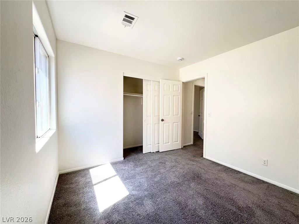 8284 Rochelle, Las Vegas, NV 89147