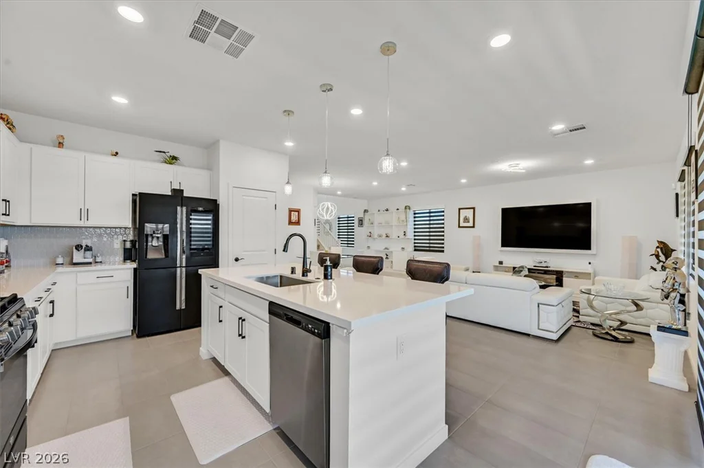 2933 Little Current, North Las Vegas, NV 89086