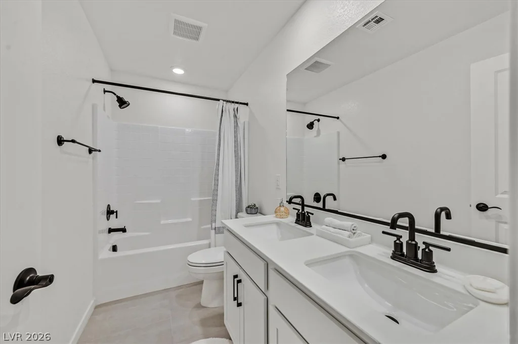 2933 Little Current, North Las Vegas, NV 89086