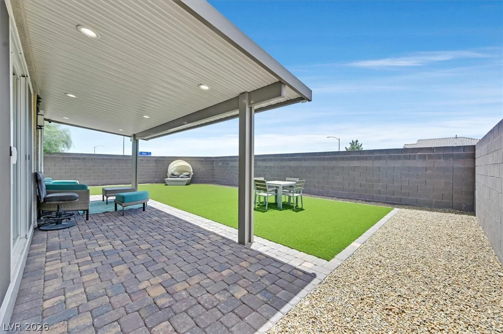 2933 Little Current, North Las Vegas, NV 89086