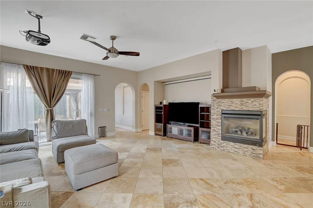 542 Via Ripagrande, Henderson, NV 89011