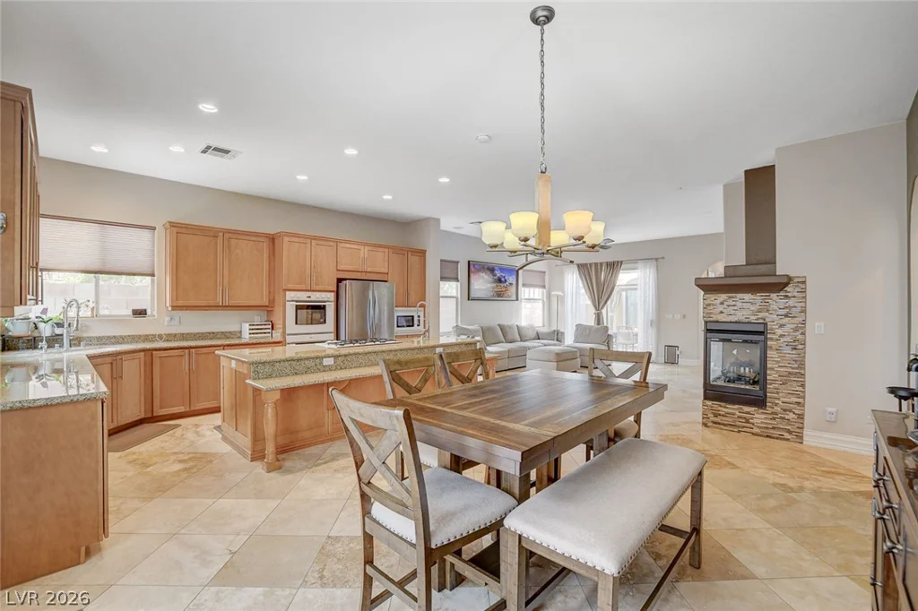 542 Via Ripagrande, Henderson, NV 89011