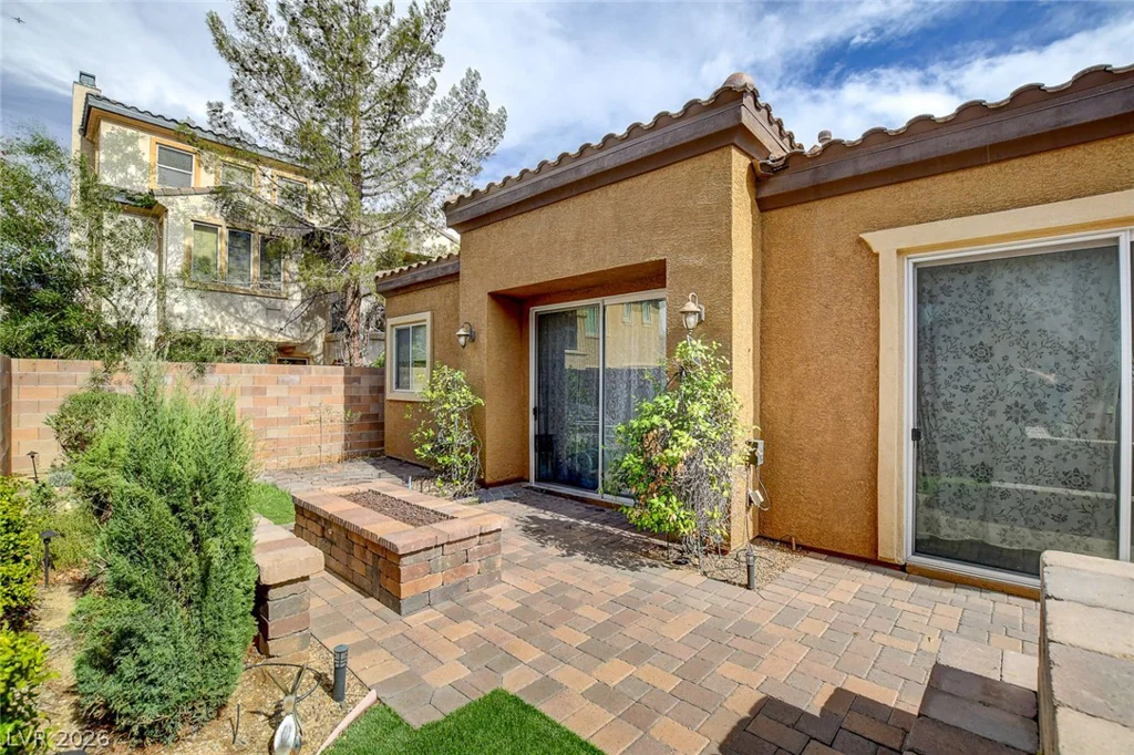 542 Via Ripagrande, Henderson, NV 89011