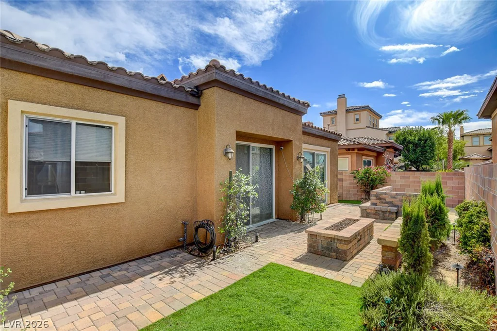 542 Via Ripagrande, Henderson, NV 89011
