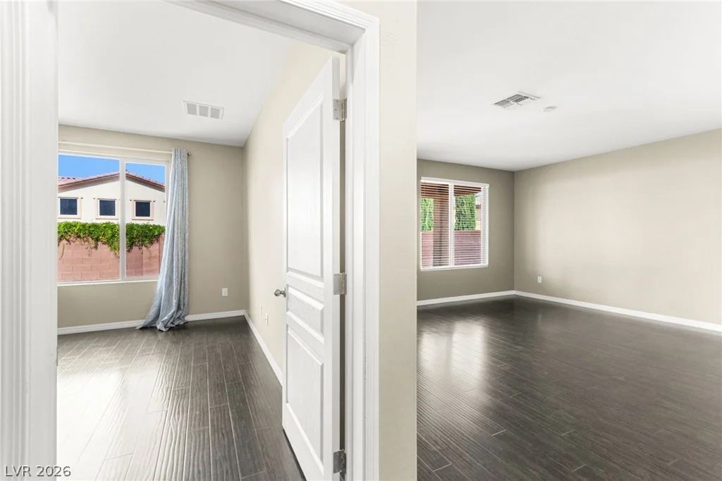 11048 Prairie Grove, Las Vegas, NV 89179