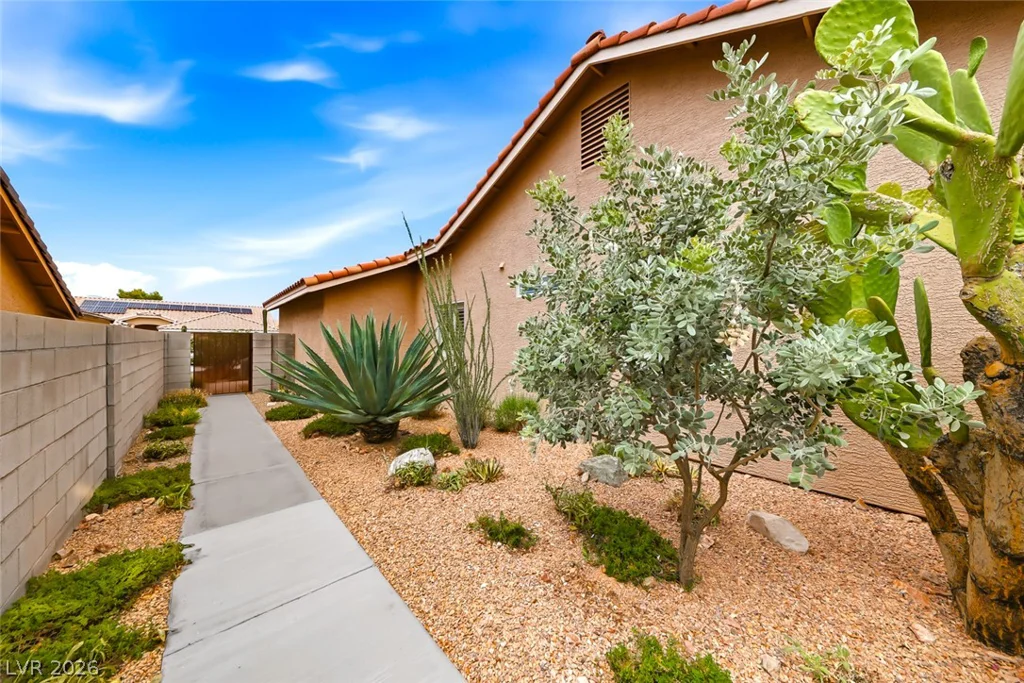 1137 Pincay, Henderson, NV 89015