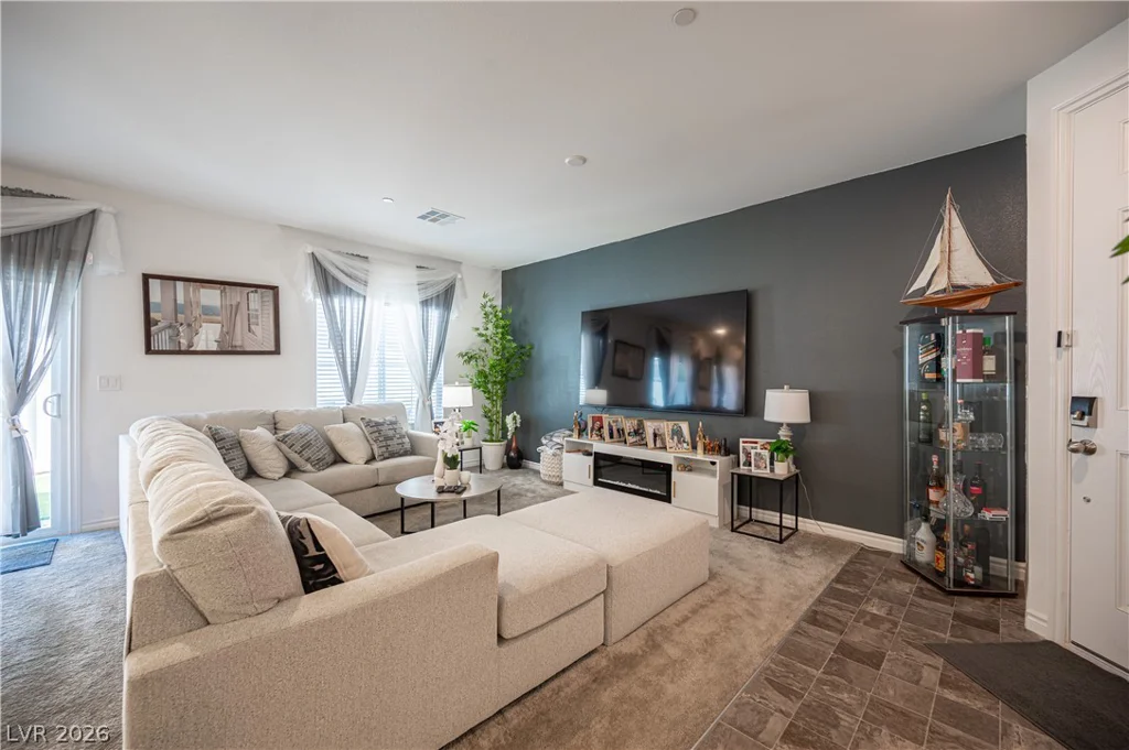 7228 Decatur, Las Vegas, NV 89131