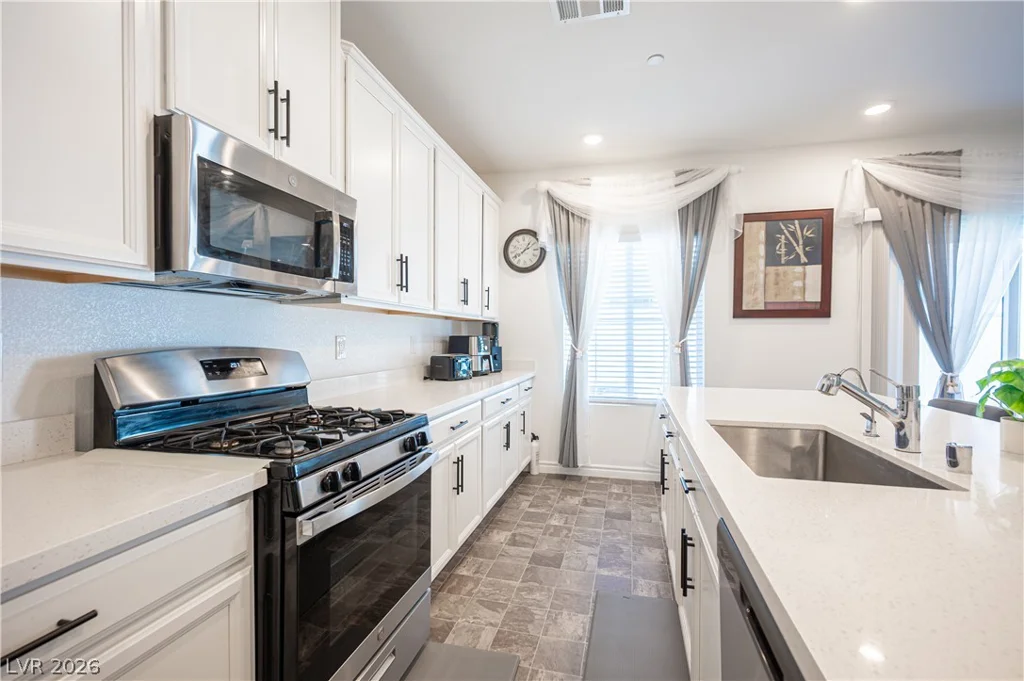 7228 Decatur, Las Vegas, NV 89131