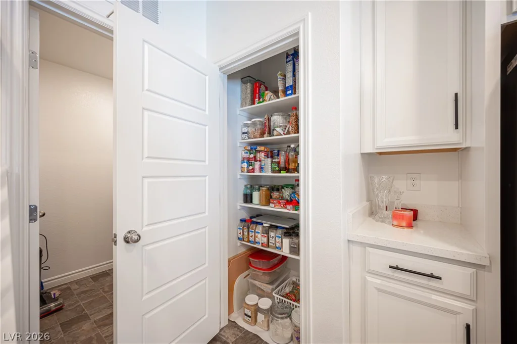 7228 Decatur, Las Vegas, NV 89131