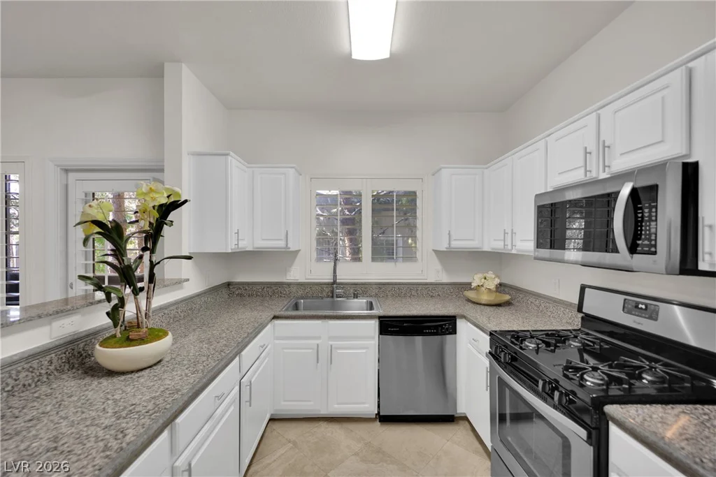 5250 Rainbow, Las Vegas, NV 89118