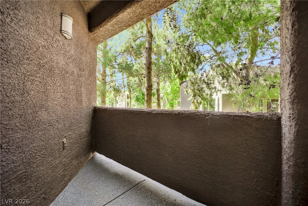 5250 Rainbow, Las Vegas, NV 89118