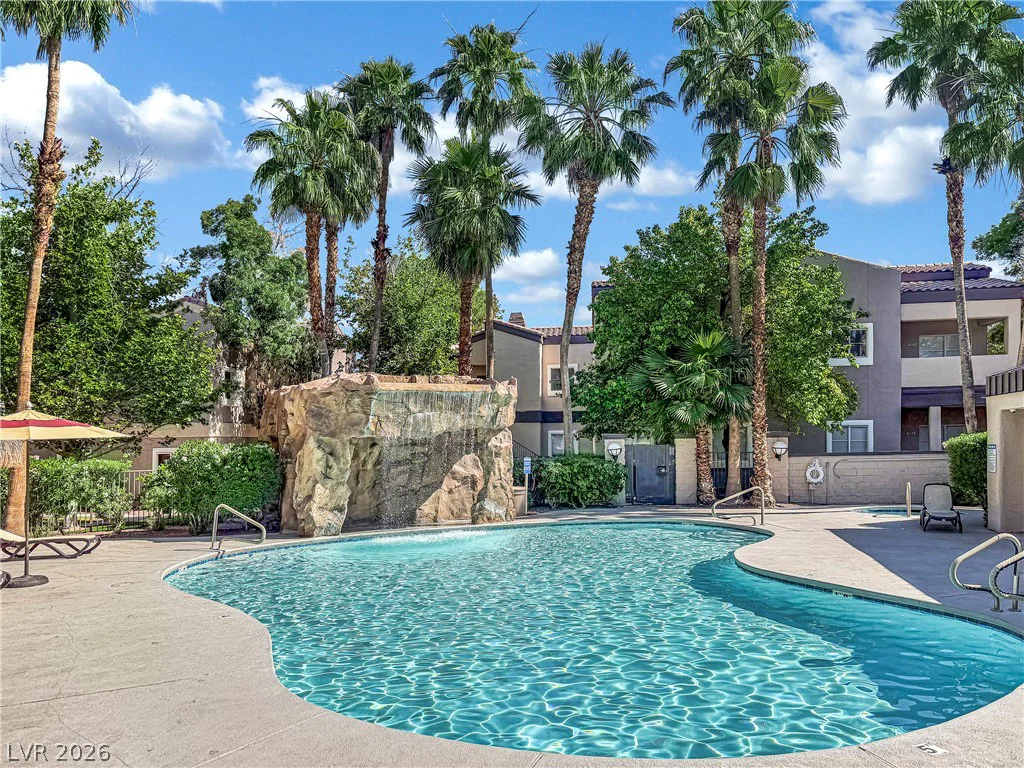 5250 Rainbow, Las Vegas, NV 89118