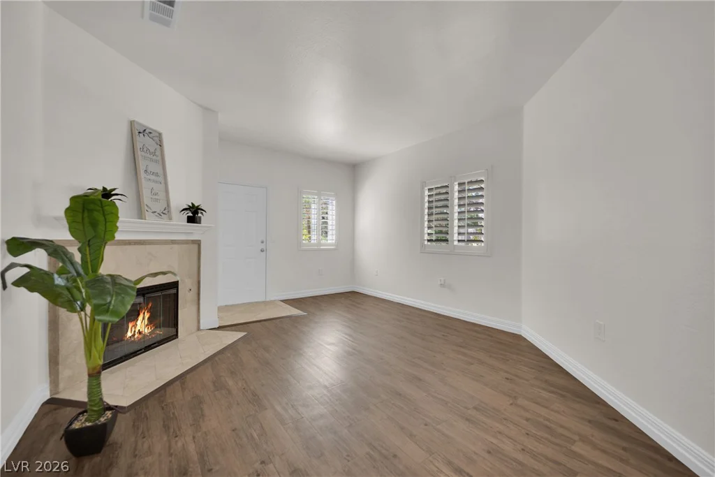 5250 Rainbow, Las Vegas, NV 89118