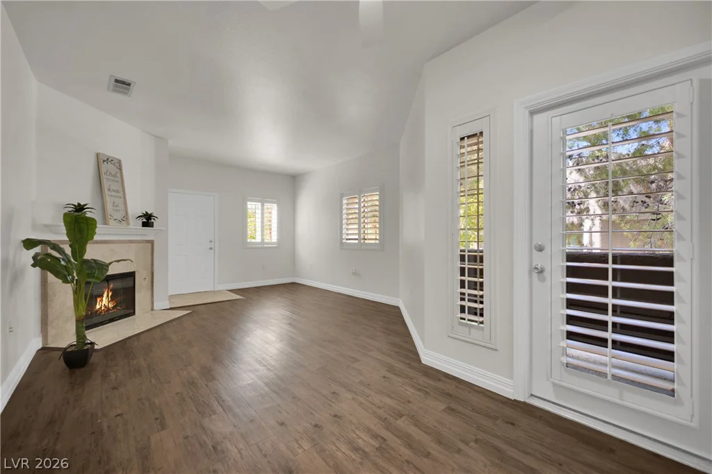 5250 Rainbow, Las Vegas, NV 89118