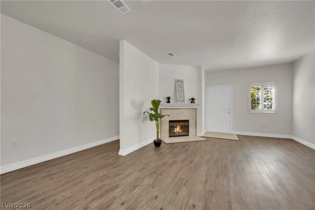 5250 Rainbow, Las Vegas, NV 89118