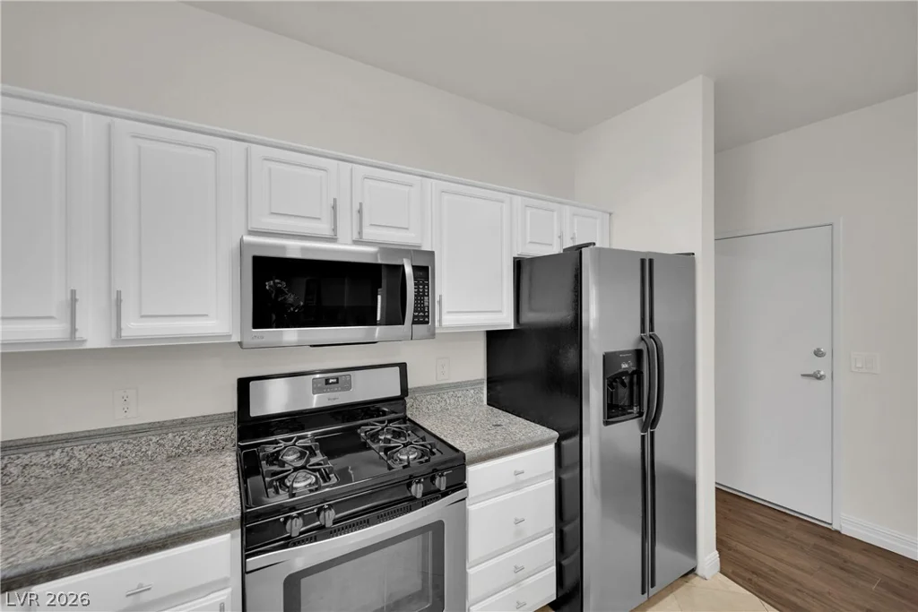 5250 Rainbow, Las Vegas, NV 89118