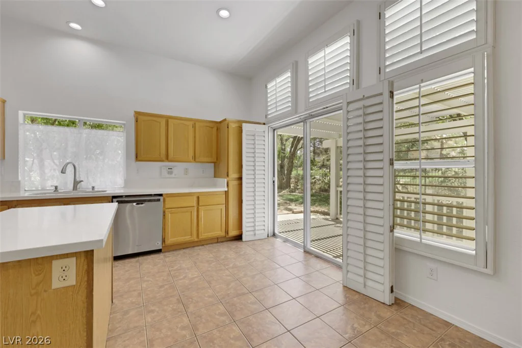 21 Tanglewood, Henderson, NV 89012