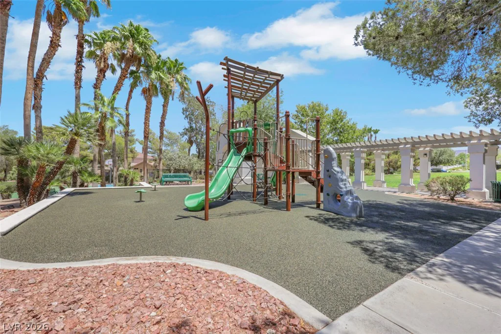 21 Tanglewood, Henderson, NV 89012