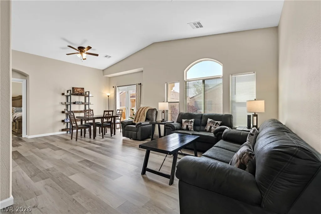 1090 Sheer Paradise, Henderson, NV 89002