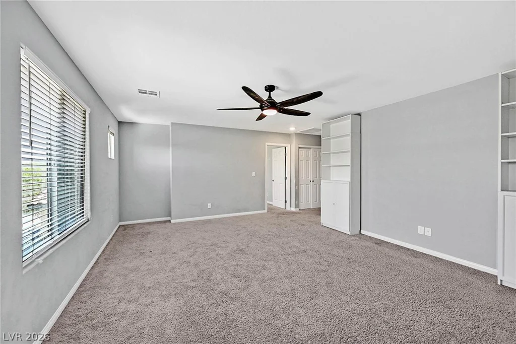 4519 Solitude Falls, North Las Vegas, NV 89084